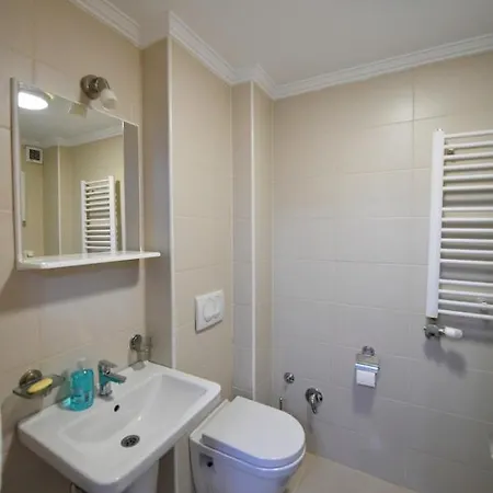 Apartman-studio “suzana” *